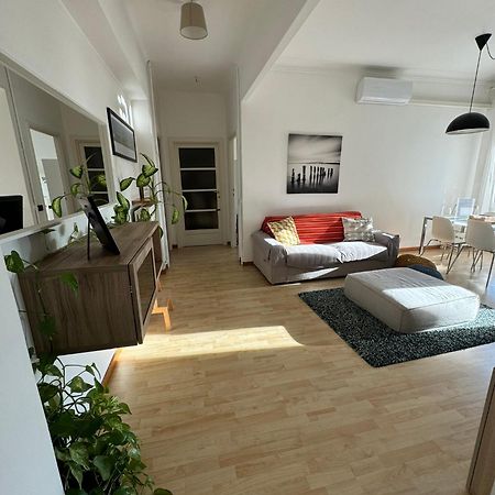 Apartmán Trilocale Con Due Balconi A Isola Porta Nuova Milán Exteriér fotografie
