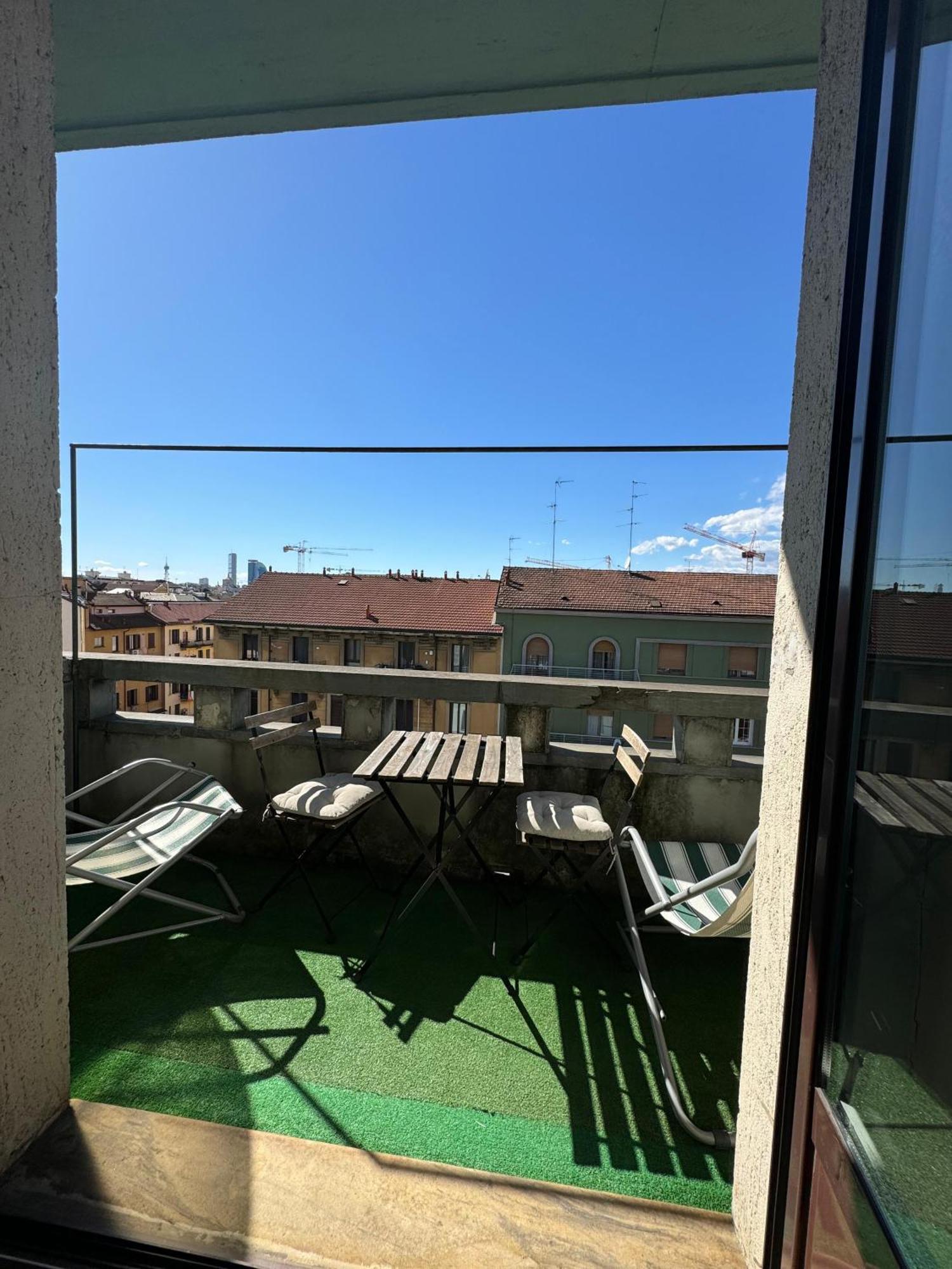 Apartmán Trilocale Con Due Balconi A Isola Porta Nuova Milán Exteriér fotografie
