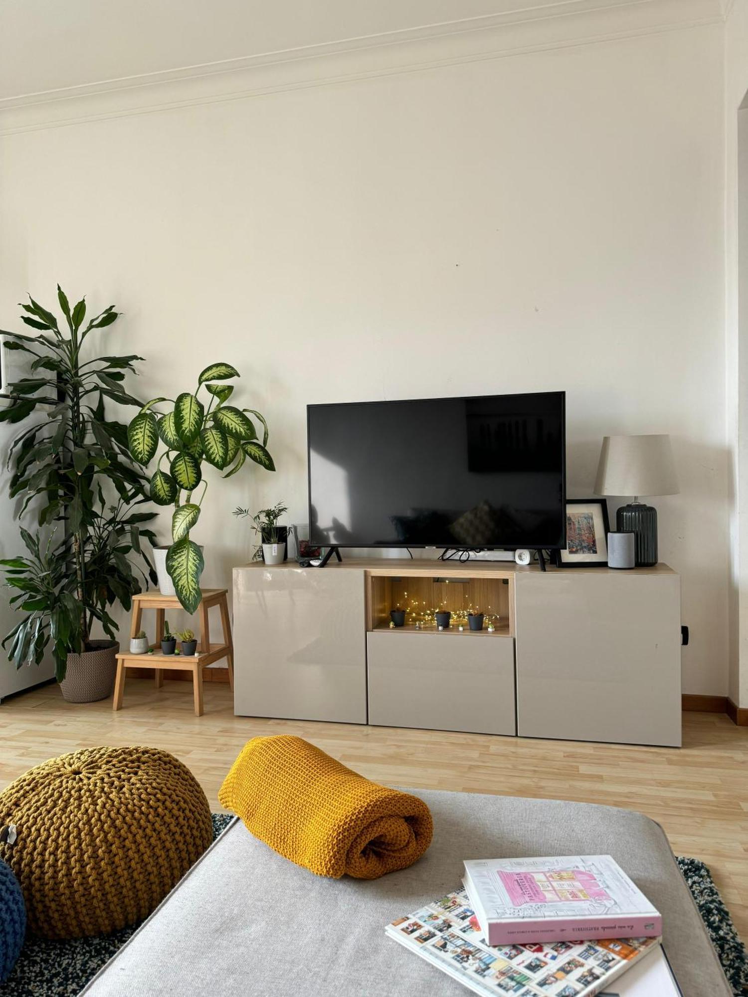 Apartmán Trilocale Con Due Balconi A Isola Porta Nuova Milán Exteriér fotografie